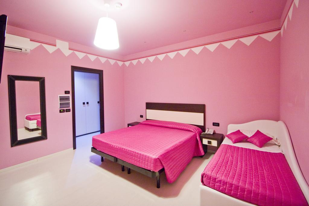Hotel Leonardo チェゼナーティコ 部屋 写真